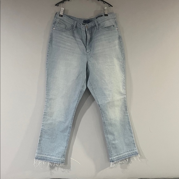 Bandolino Sky Blue Ankle Jeans - Picture 1 of 11